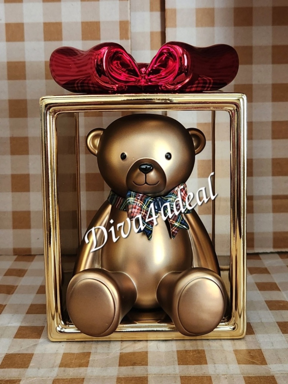 Bath & Body Works Christmas TEDDY BEAR PRESENT Pedestal 3-Wick Candle Holder